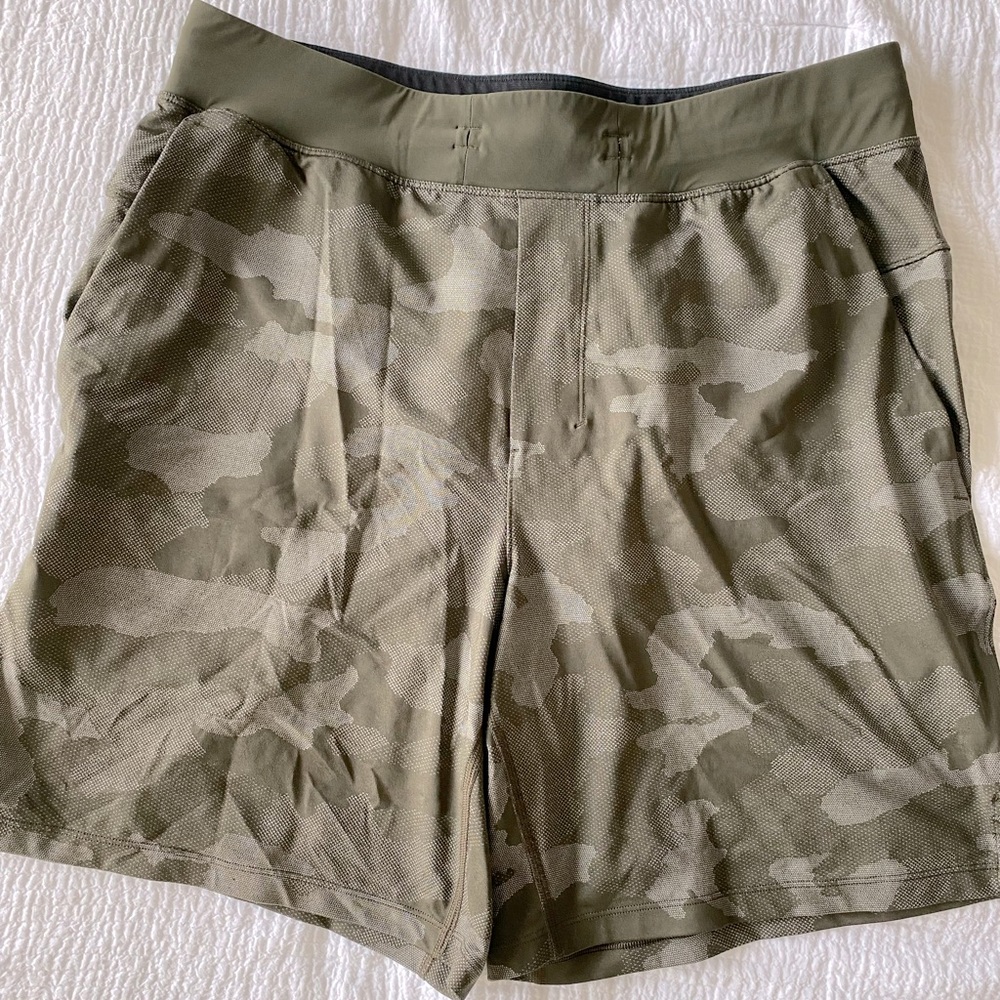lululemon T.H.E. Short 7” LL